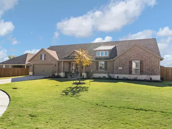 208 Beechcraft Court, Caddo Mills, TX 75135