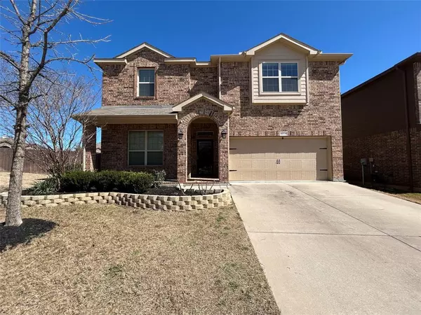 15736 Barton Ridge Drive, Fort Worth, TX 76177