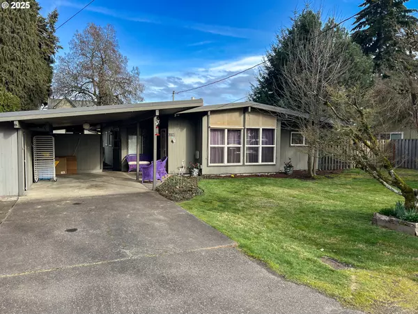 Scappoose, OR 97056,52396 SW 2ND ST