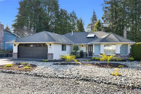 444 Dogwood Rd, Qualicum Beach, BC V9K 1B6