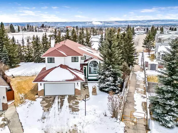 118 Arbour Summit Close Northwest, Calgary, AB T3G 3W2