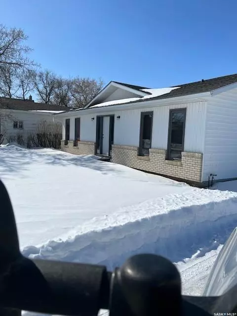 108 1st STREET W, Carnduff, SK S0C 0S0