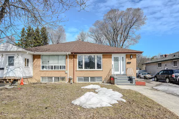 Brampton, ON L6T 2N8,9 Aloma CRES