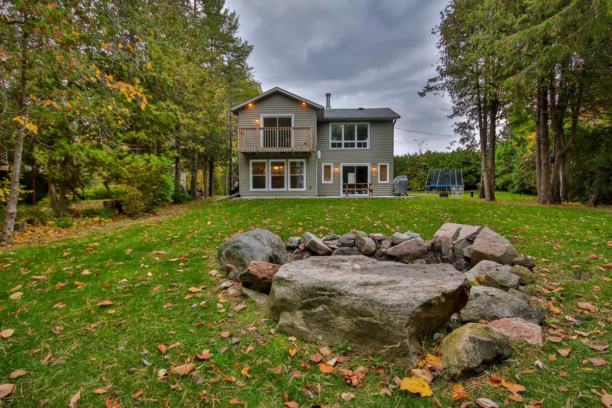 Kawartha Lakes, ON K0M 2B0,73 Redcap Beach LN