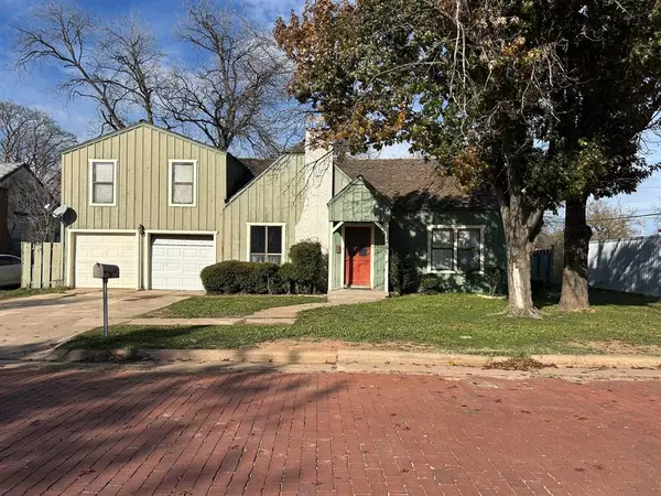 1113 E Wells Street, Stamford, TX 79553