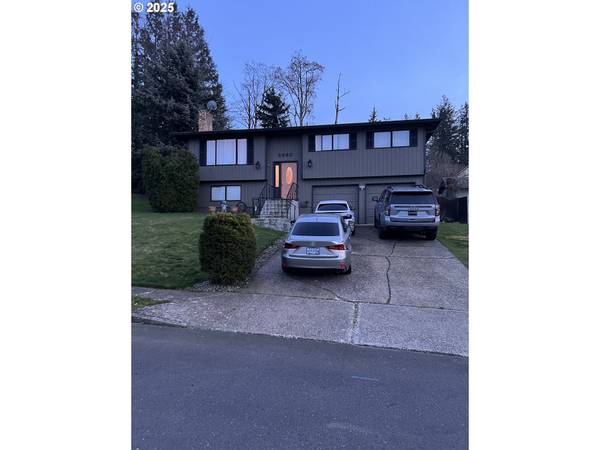 2860 NE 7TH ST, Gresham, OR 97030