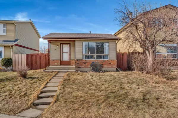 Calgary, AB T2B 2S3,40 Erin Mount CRES Southeast