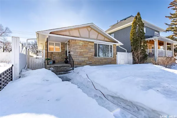 655 Coteau STREET W, Moose Jaw, SK S6H 5E5