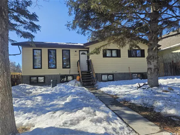 453 R AVENUE S, Saskatoon, SK S7M 2Z4