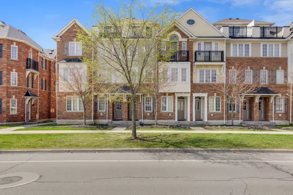 Oakville, ON L6M 0K5,2614 Dashwood DR #29