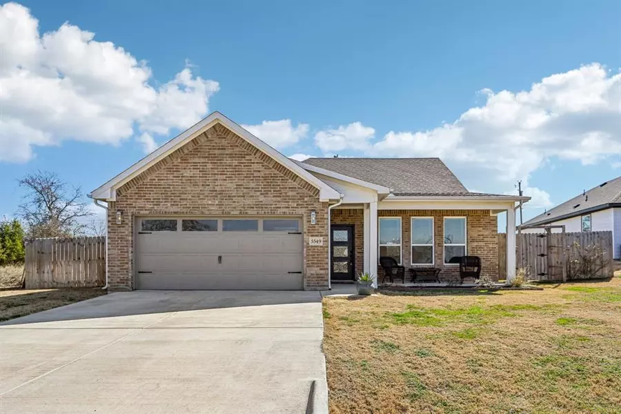 5549 Mesa Loop, Granbury, TX 76048