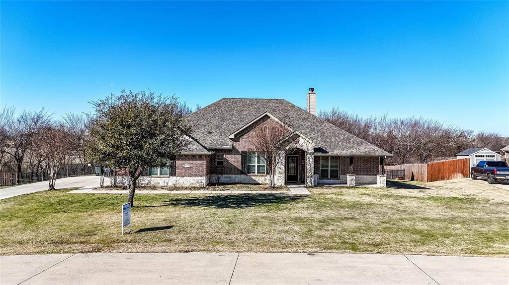 110 Cheyenne Trail S,  Newark,  TX 76071