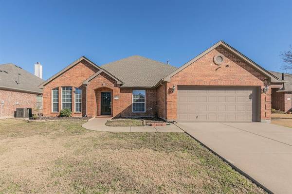 8809 Viridian Lane, Fort Worth, TX 76123