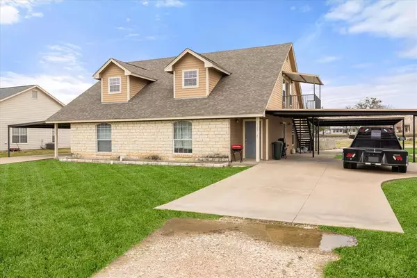 Tolar, TX 76476,118 Donley Street