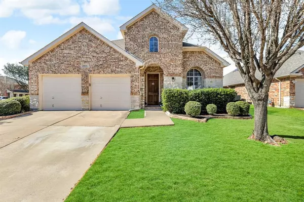 6839 Landing Drive, Grand Prairie, TX 75054