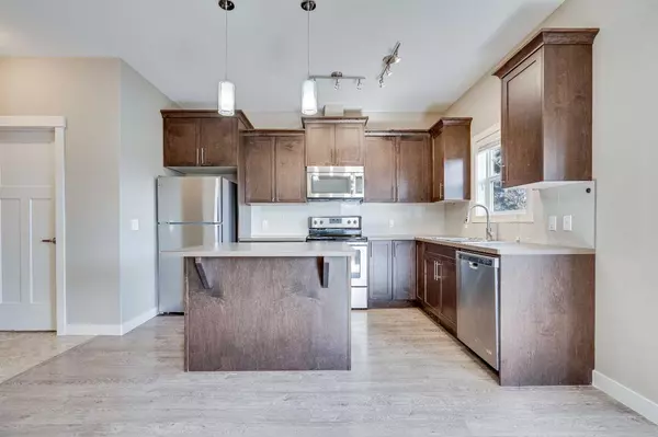 Calgary, AB T3N 0R8,658 Skyview Ranch GRV NE