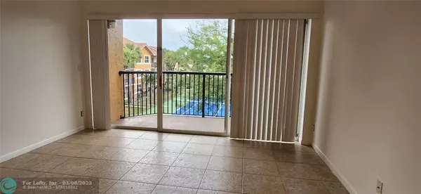 Coral Springs, FL 33067,8821 Wiles Rd  #306