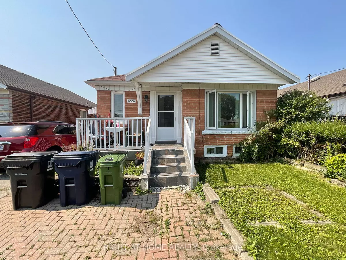 Toronto E04, ON M1R 2R3,1226 Warden AVE