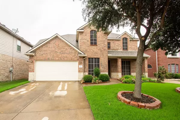 3024 Fairview Drive, Grand Prairie, TX 75052