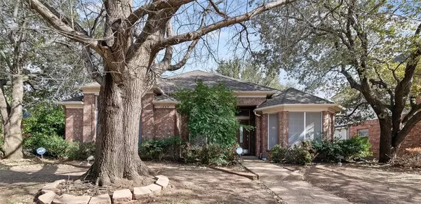 1205 Bedford Lane, Lewisville, TX 75077