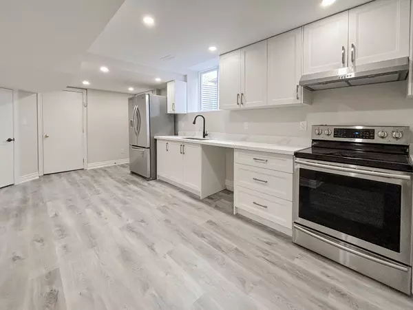 Vaughan, ON L6A 2L5,49 Pine Hollow CRES #Basement