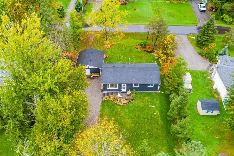 249 Crosby DR, Kawartha Lakes, ON K0M 1A0