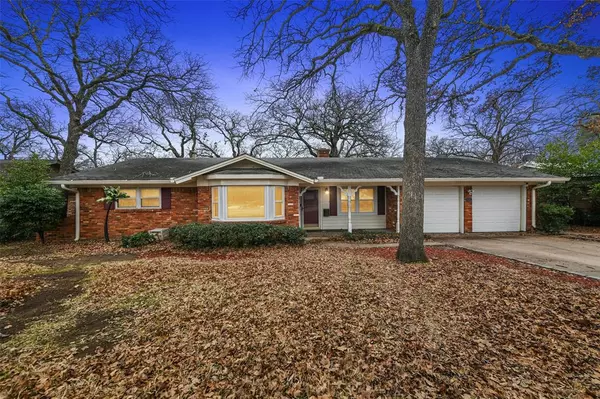 7312 Ellis Road, Fort Worth, TX 76112