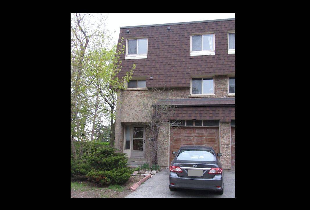 Toronto E05, ON M1W 2L7,15 Huntingwood DR #28