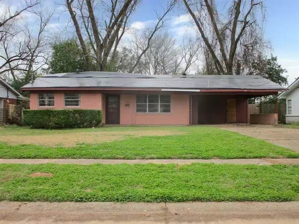 1208 Pecan Lane, Bossier City, LA 71112