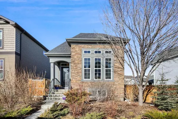 76 Cranford PARK Southeast, Calgary, AB T3M 0W9