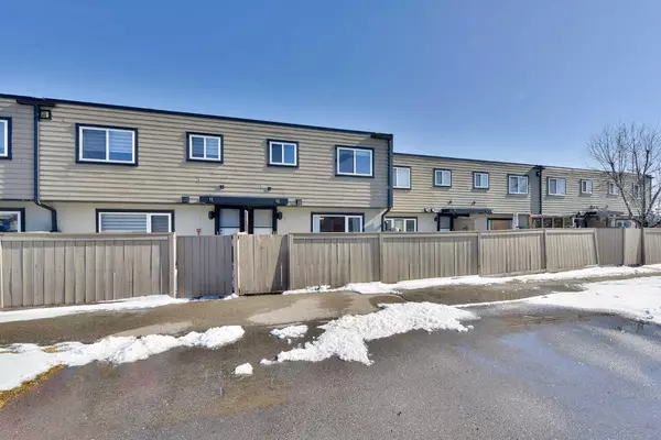 Calgary, AB T3E 3H4,3809 45 ST Southwest #12