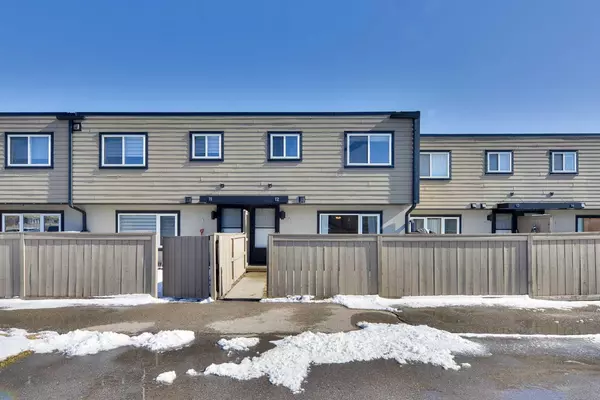 Calgary, AB T3E 3H4,3809 45 ST Southwest #12