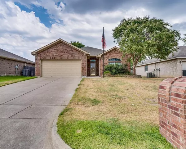 2014 Cancun Drive, Mansfield, TX 76063