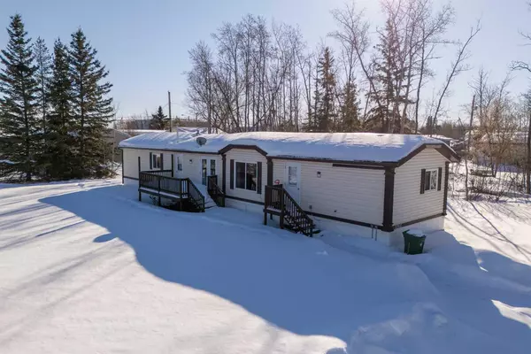 5205 45 AVE, Fort Vermilion, AB T0H 1N0