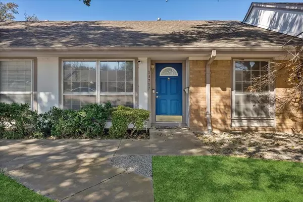 Dallas, TX 75240,13717 Flagstone Lane