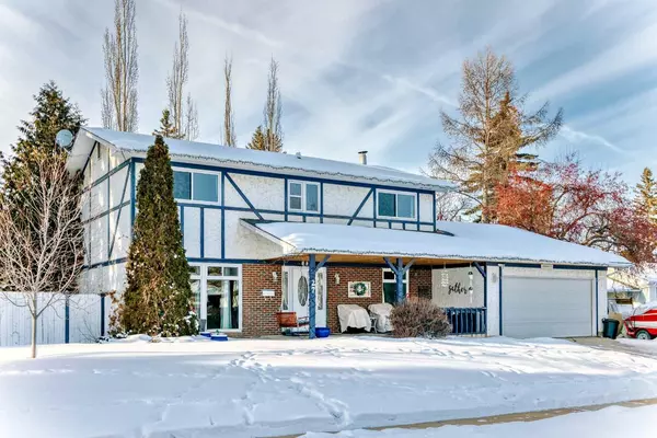 27 Munro CRES, Red Deer, AB T4N 0J2