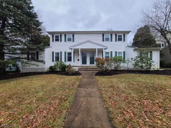 83 E Main St #83A, Mendham Boro, NJ 07945