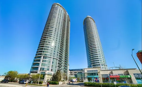 125 VILLAGE GREEN SQ #3703, Toronto E07, ON M1S 0G3