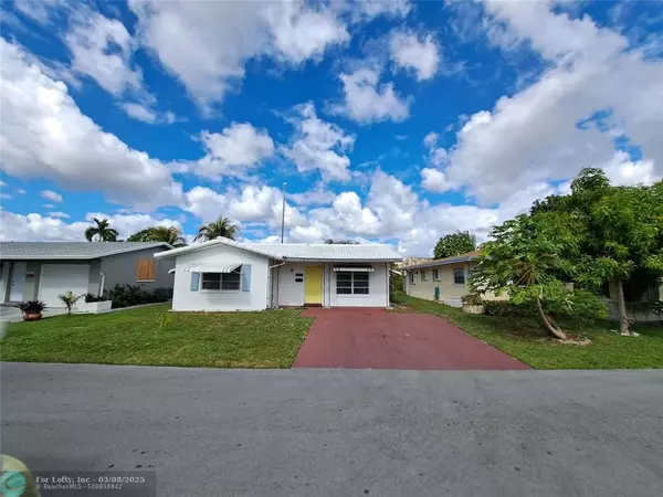 4949 NW 48th Way, Tamarac, FL 33319