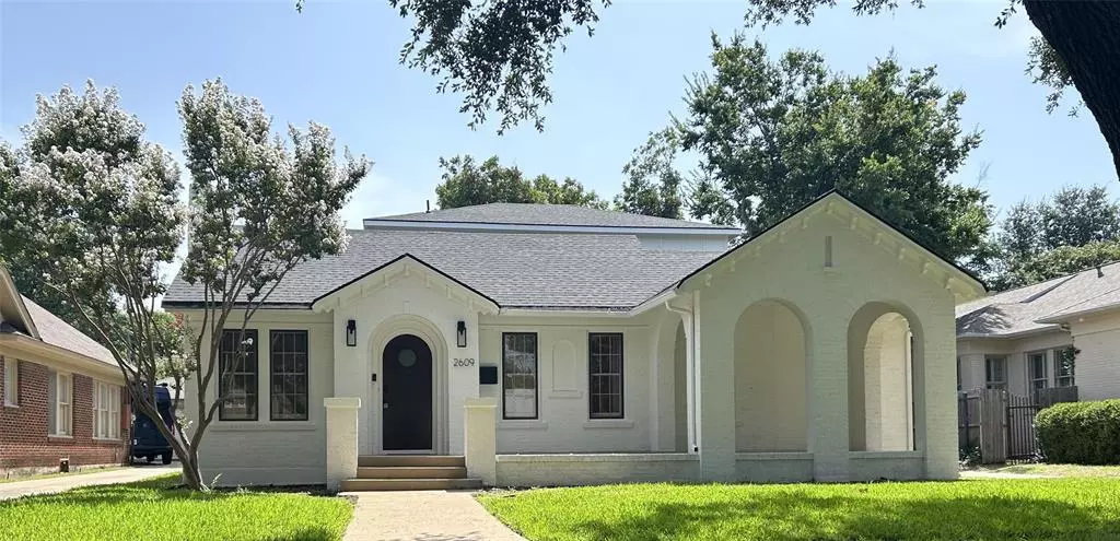 2609 Greene Avenue, Fort Worth, TX 76109