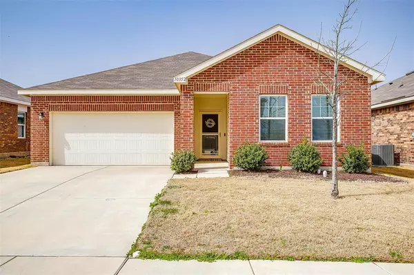 10352 Jameson Lane, Fort Worth, TX 76036