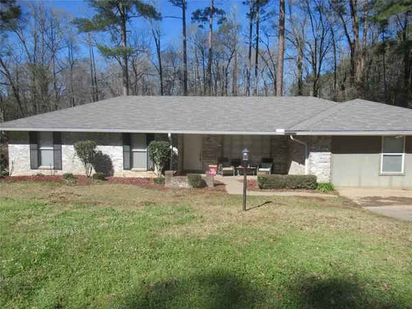 Haughton, LA 71037,607 Pine Cone Drive