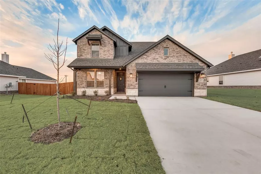 1405 Cedar Trail, Azle, TX 76020