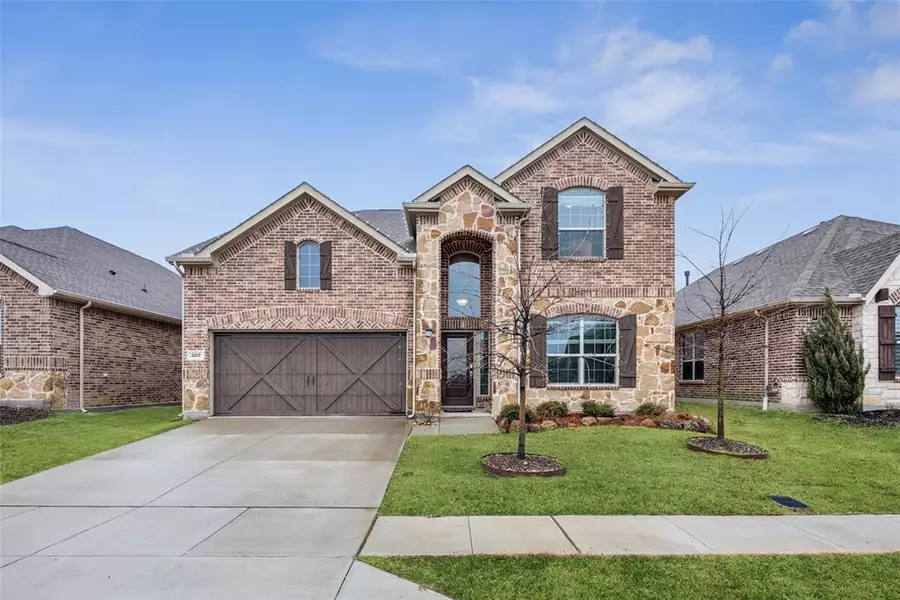 3217 Lakewood Bluffs Trail, Lewisville, TX 75010