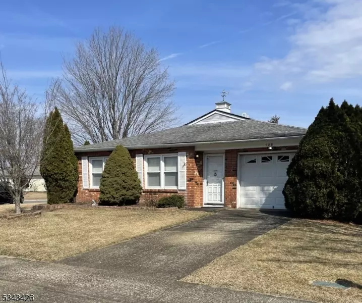 108 Meadowbrook Rd, Brick Twp., NJ 08723