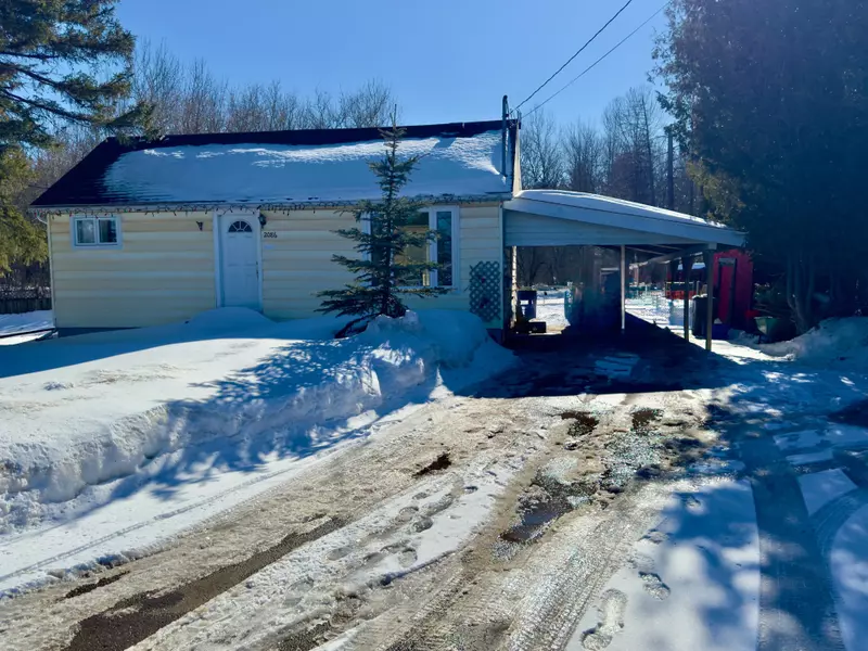 2086 Petawawa BLVD, Petawawa, ON K8A 7G9