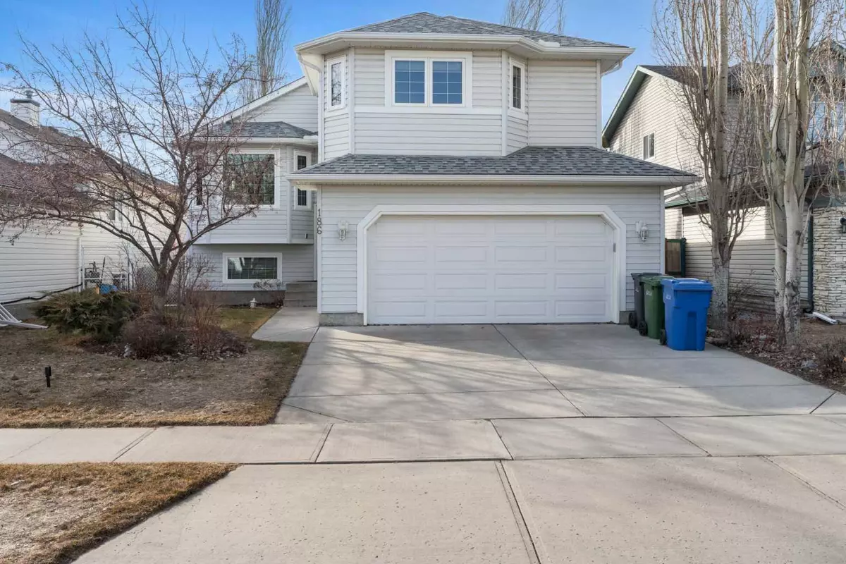 Chestermere, AB T1X 1H5,186 West Lakeview Passage