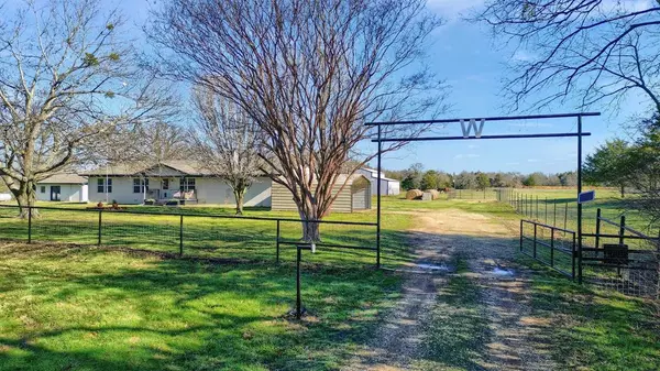 4491 Dugan Chapel Road, Bells, TX 75414