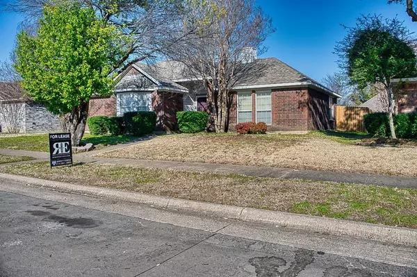 2110 Orchard Trail, Garland, TX 75040