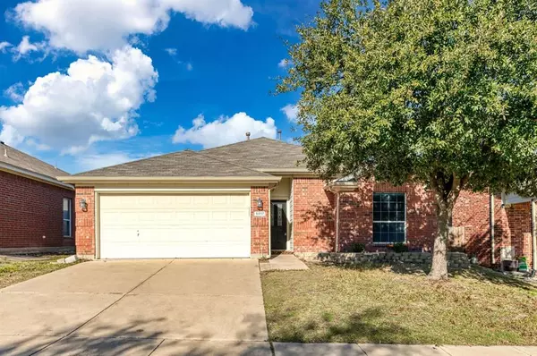 5817 Barrier Reef Drive, Fort Worth, TX 76179